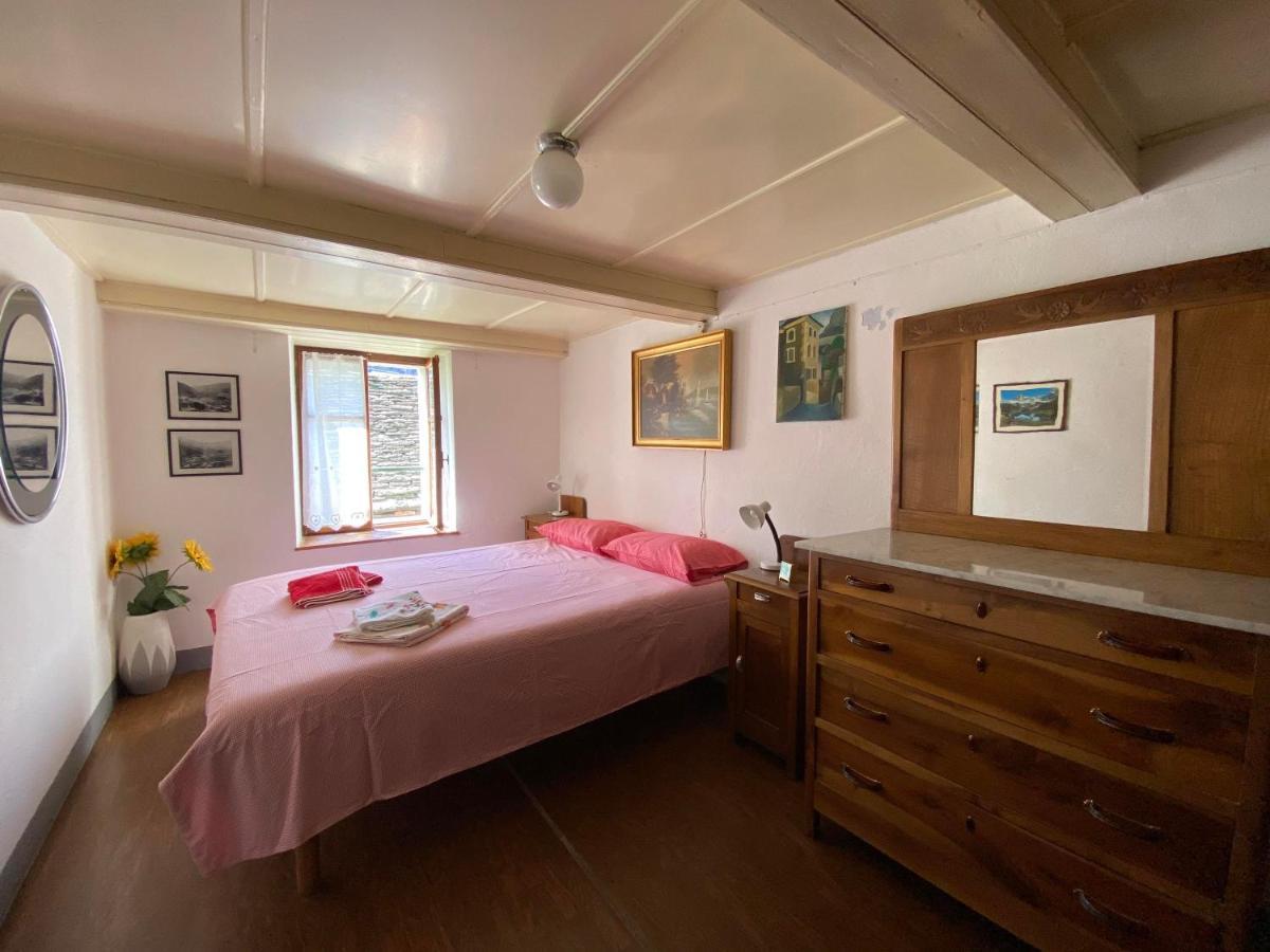 La Casa Di Sissy Apartment Trasquera Екстериор снимка
